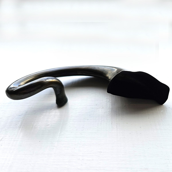 picture shows auricle ear trumpet @ EarTrumpets.co.uk