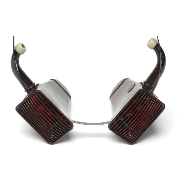 picture shows auricle ear trumpet @ EarTrumpets.co.uk