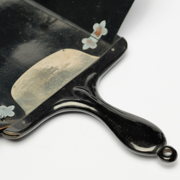 picture shows dentaphone ear trumpet @ EarTrumpets.co.uk