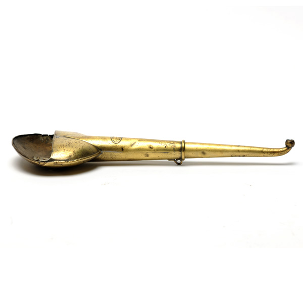 picture shows miss greene ear trumpet @ EarTrumpets.co.uk