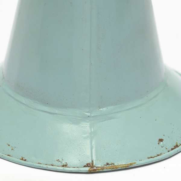 picture shows one piece ear trumpet @ EarTrumpets.co.uk